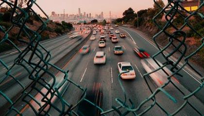 AC米兰-东亚杯国足战败 球迷呼吁战术改革，东亚杯国足1比2日本