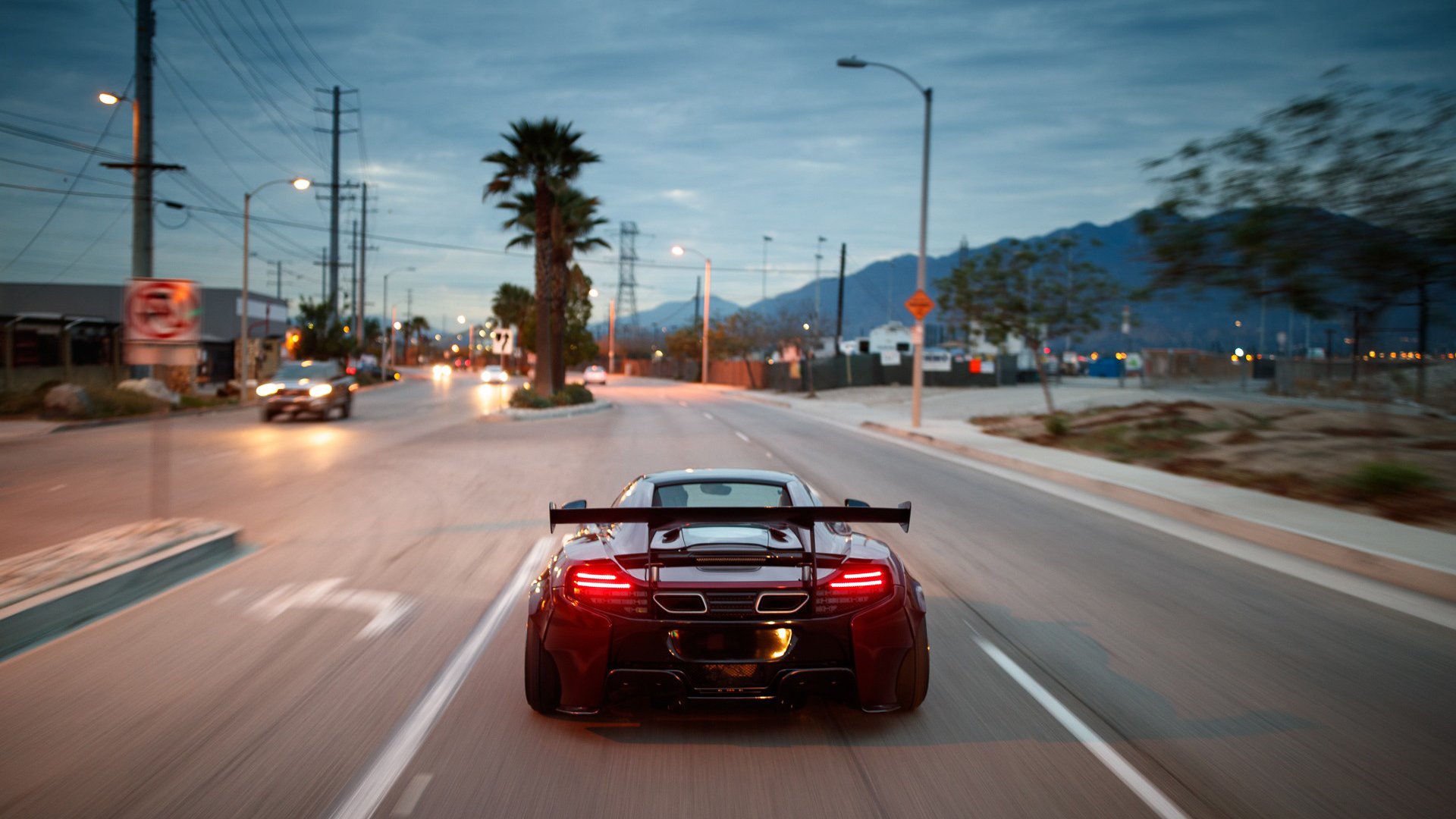 意甲速攻震撼:瞬间突破,场面精彩!,意甲队伍