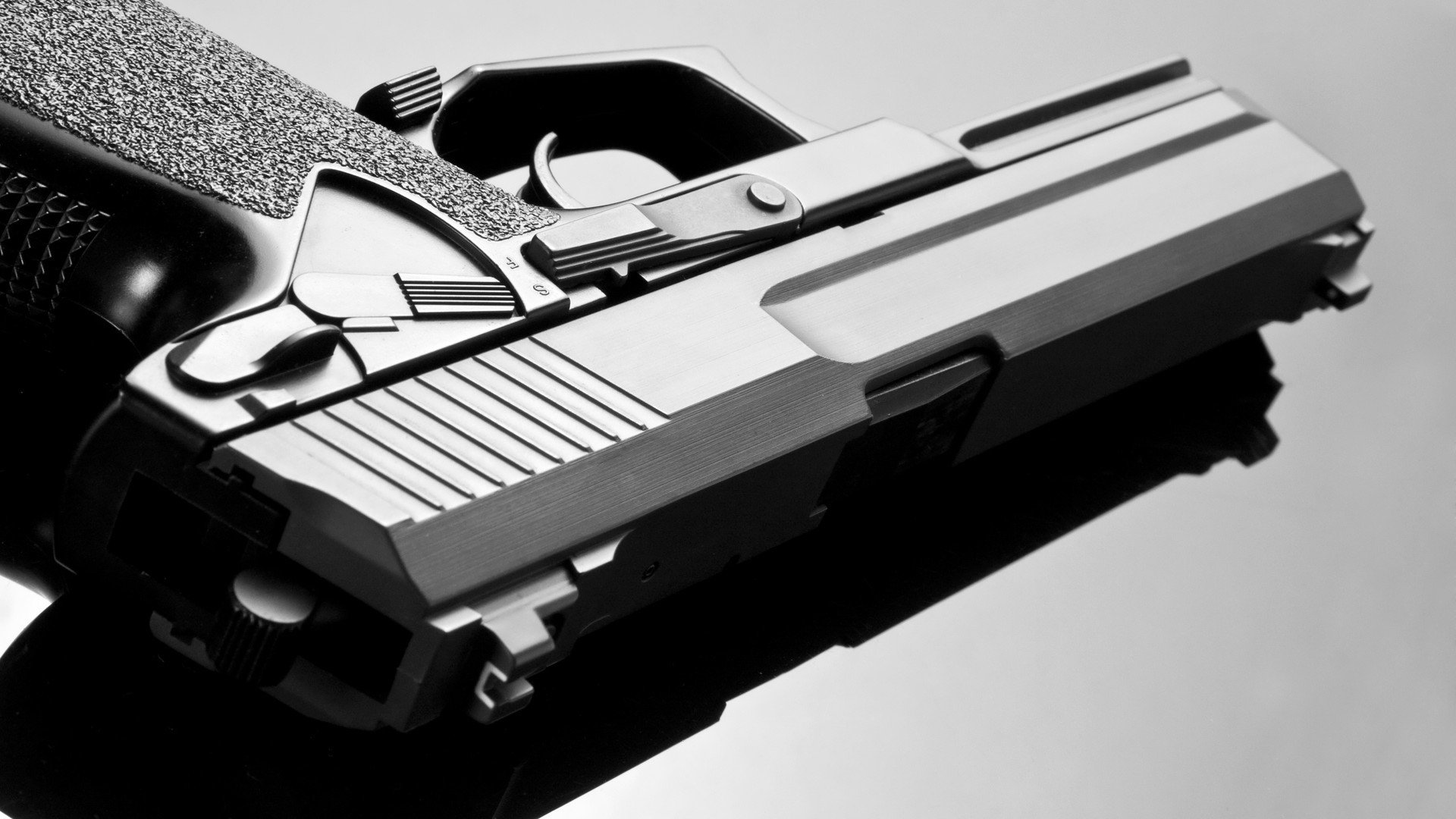 Milan Sports-英超冲刺激烈：悬念、激情、荣耀不断！，英超prizm choice