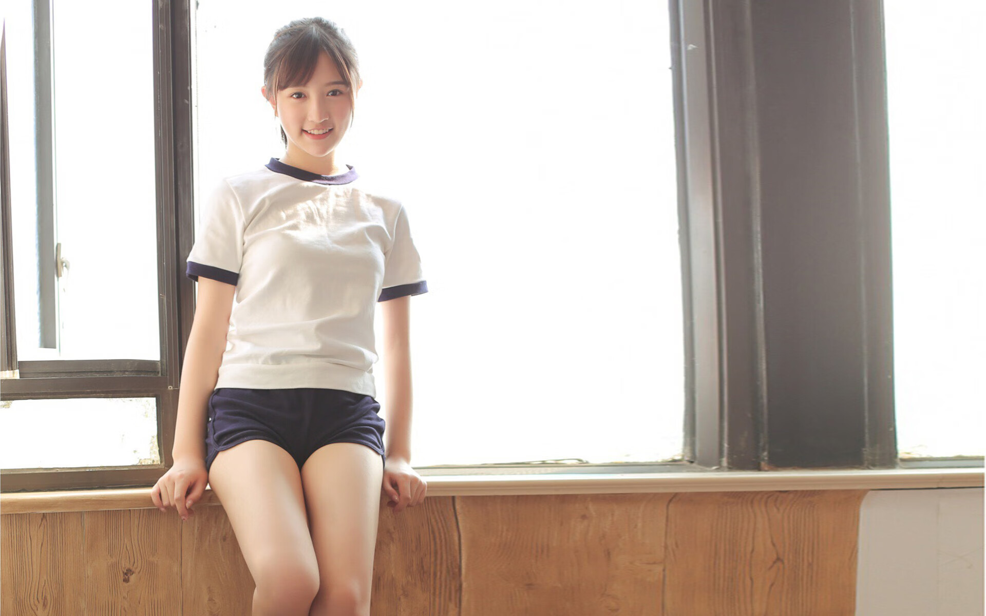 陈芋汐跳台决赛展现顶尖技术实力,陈芋汐单人赛后采访